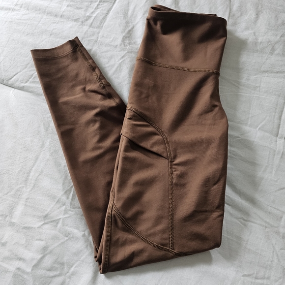 High Waisted PowerSoft 7/8-length Cargo Leggings - Small - Picture 1 of 10